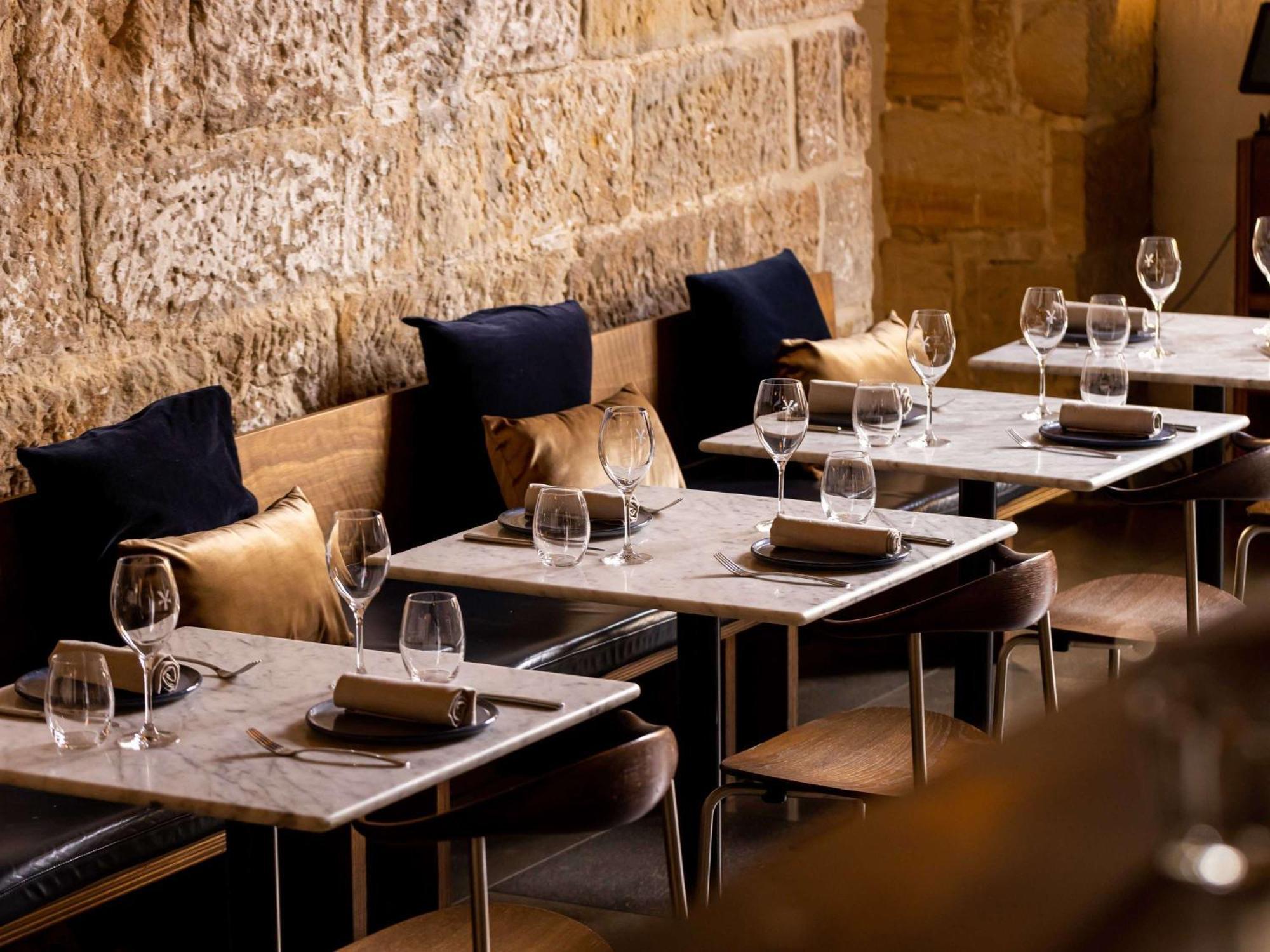 Harbour Rocks By Ode Hotels Сідней Екстер'єр фото Interior of the restaurant